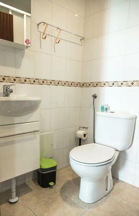 Panzió Estrela20 Guest House Lisboa Portugália